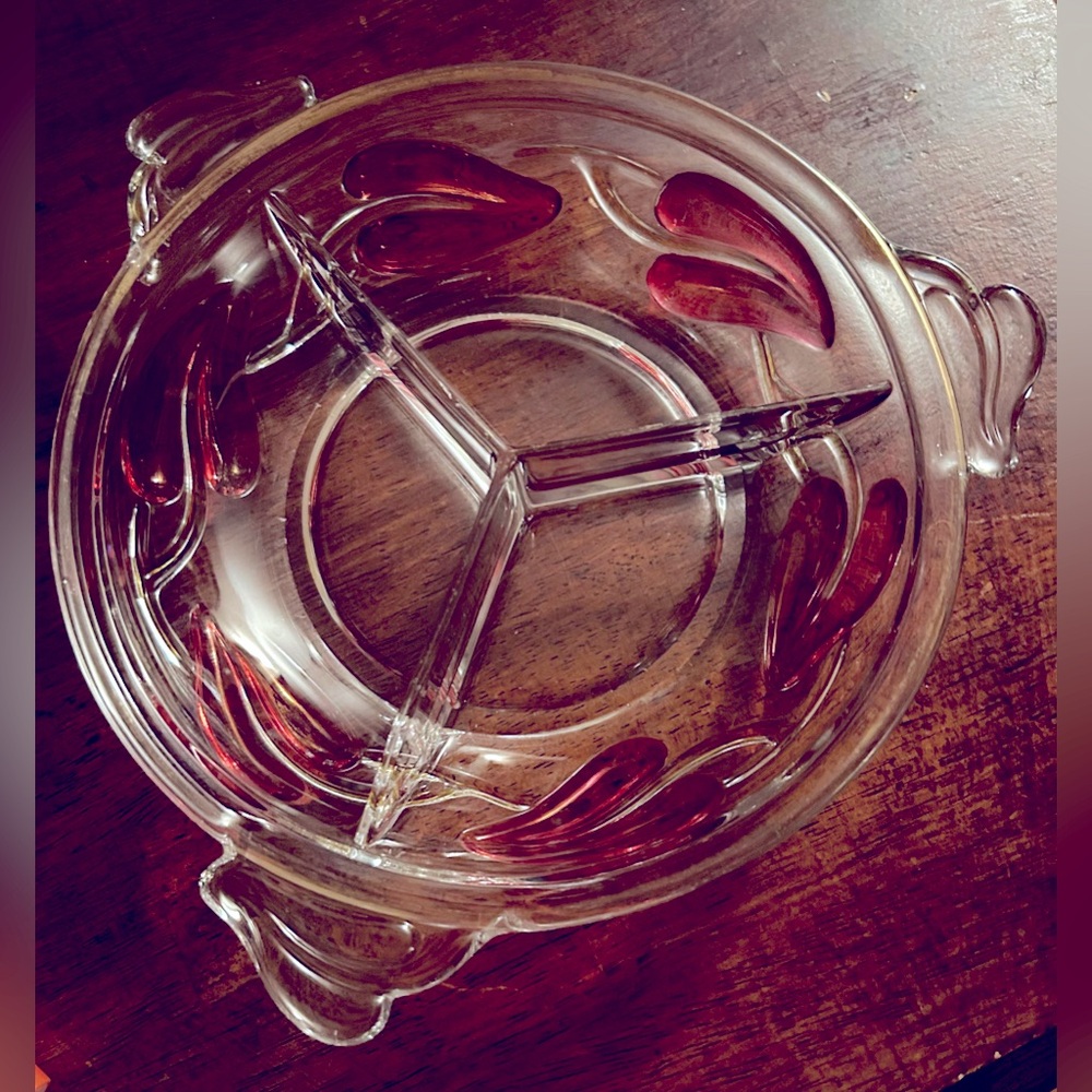 Rare Duncan Miller American Way
Leaf 9.25" Ruby Flash 
Divided Dish Bowl